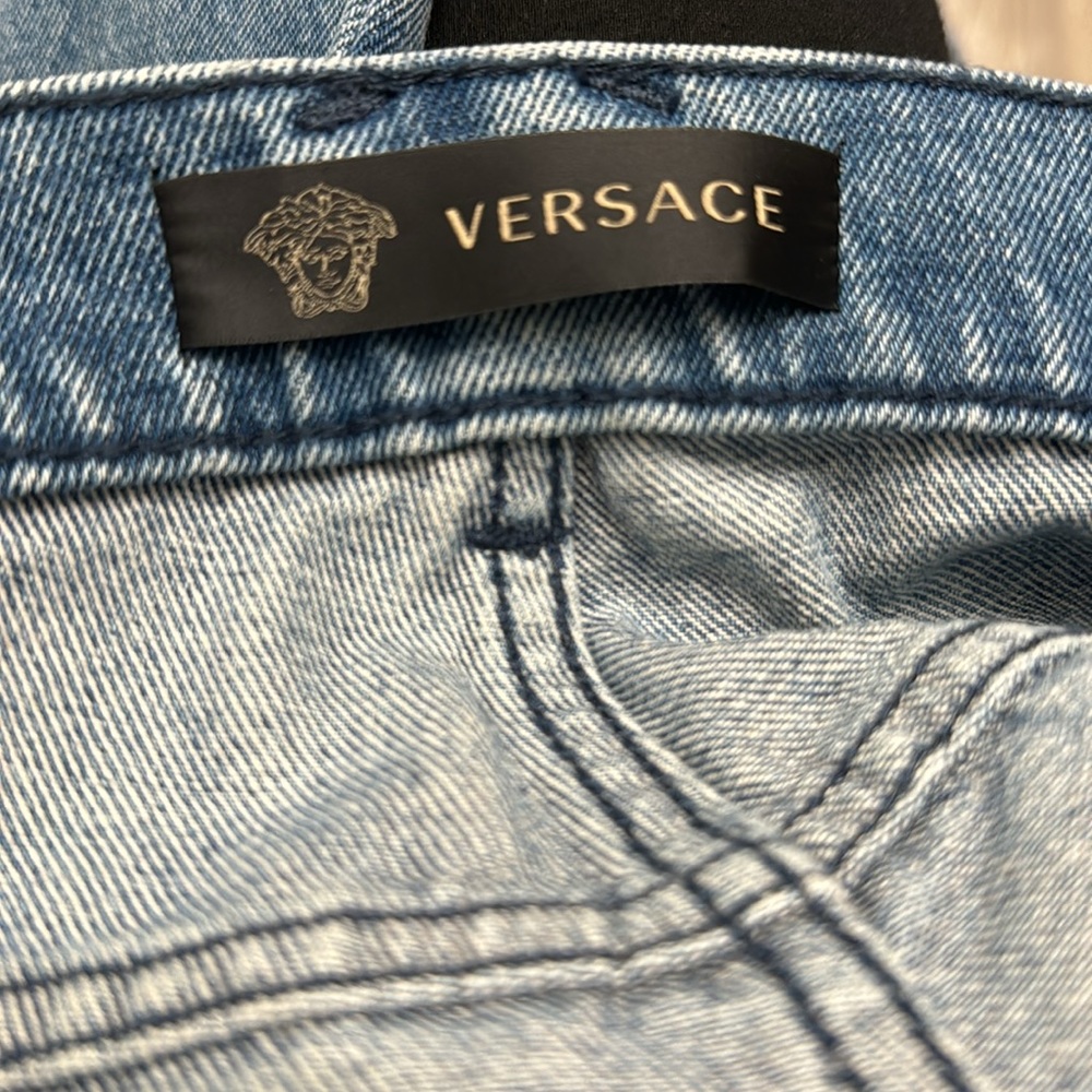 VERSACE JEANS - Picture 11 of 12